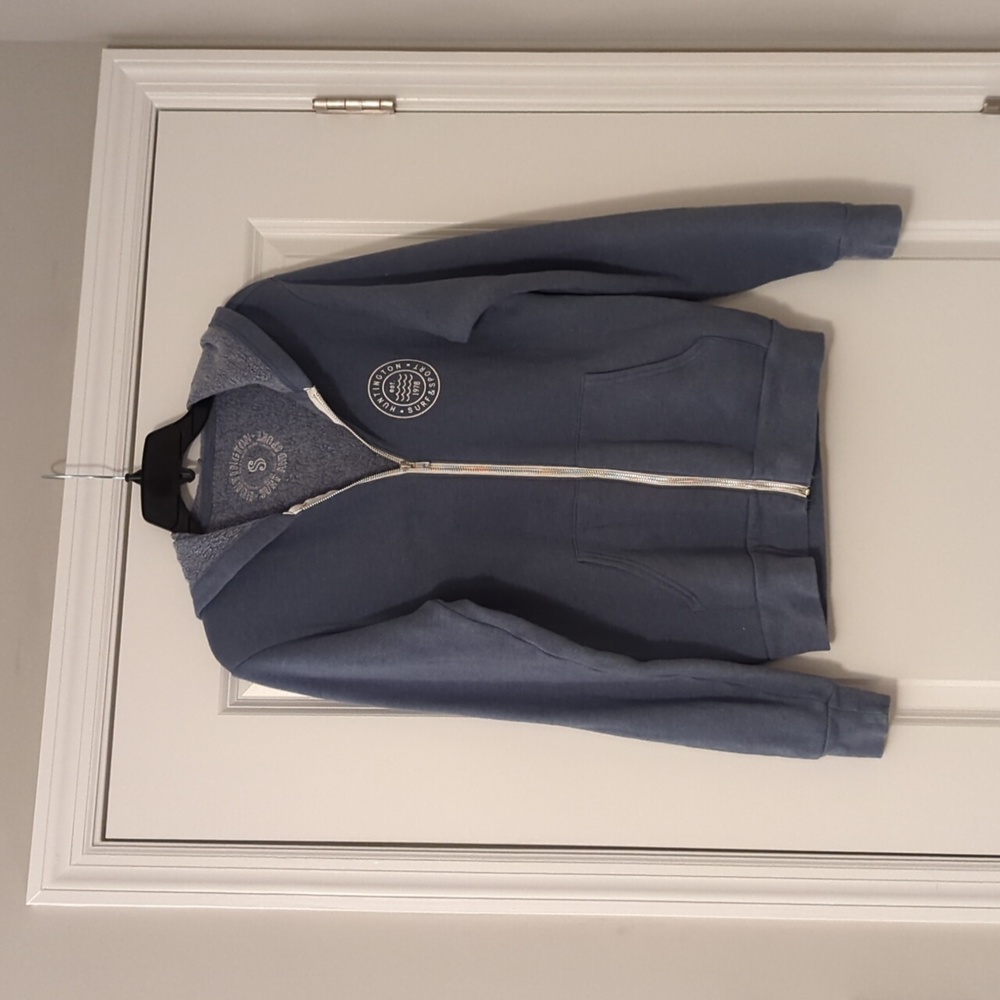 Beachy, comfy zip-up jacket